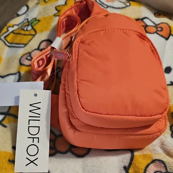 Wildfox Vibrant Orange Sling Bag - Picture 3 of 5